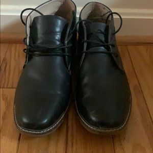 Men’s dress shoes